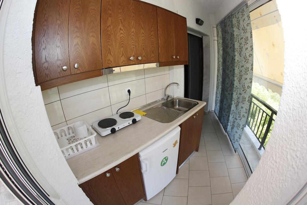 Badis Haus Apartment Toroni Room photo